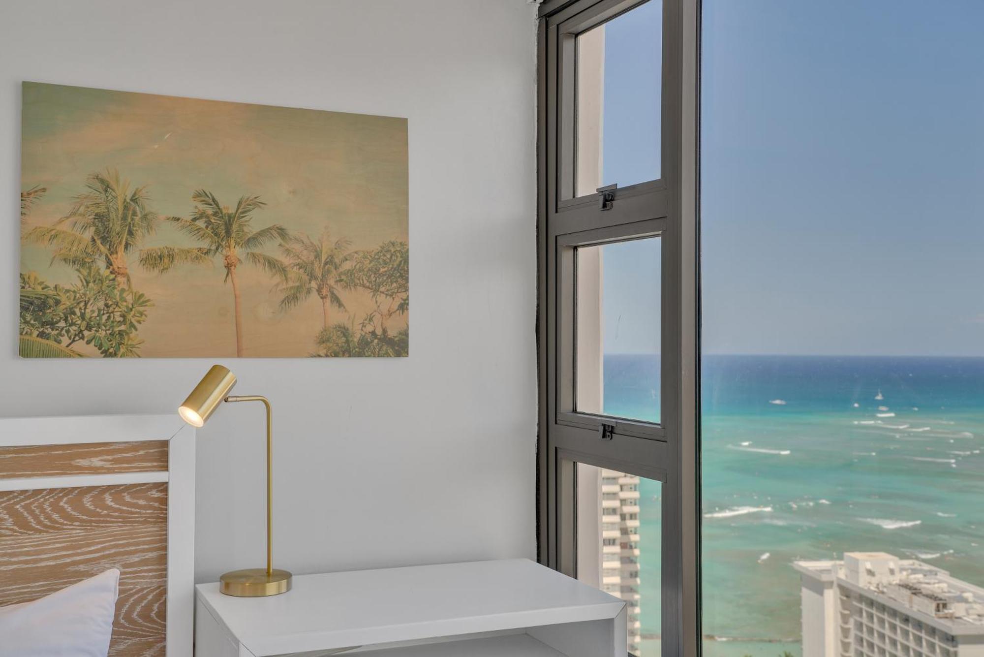 Apartment Stunning Ocean View Retreat With Free Parking