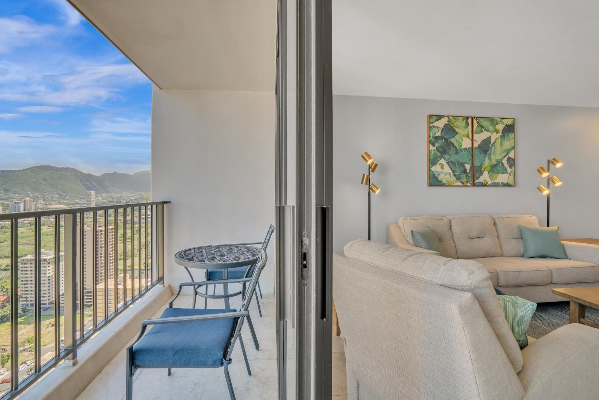 Stunning Ocean View Retreat With Free Parking * Honolulu